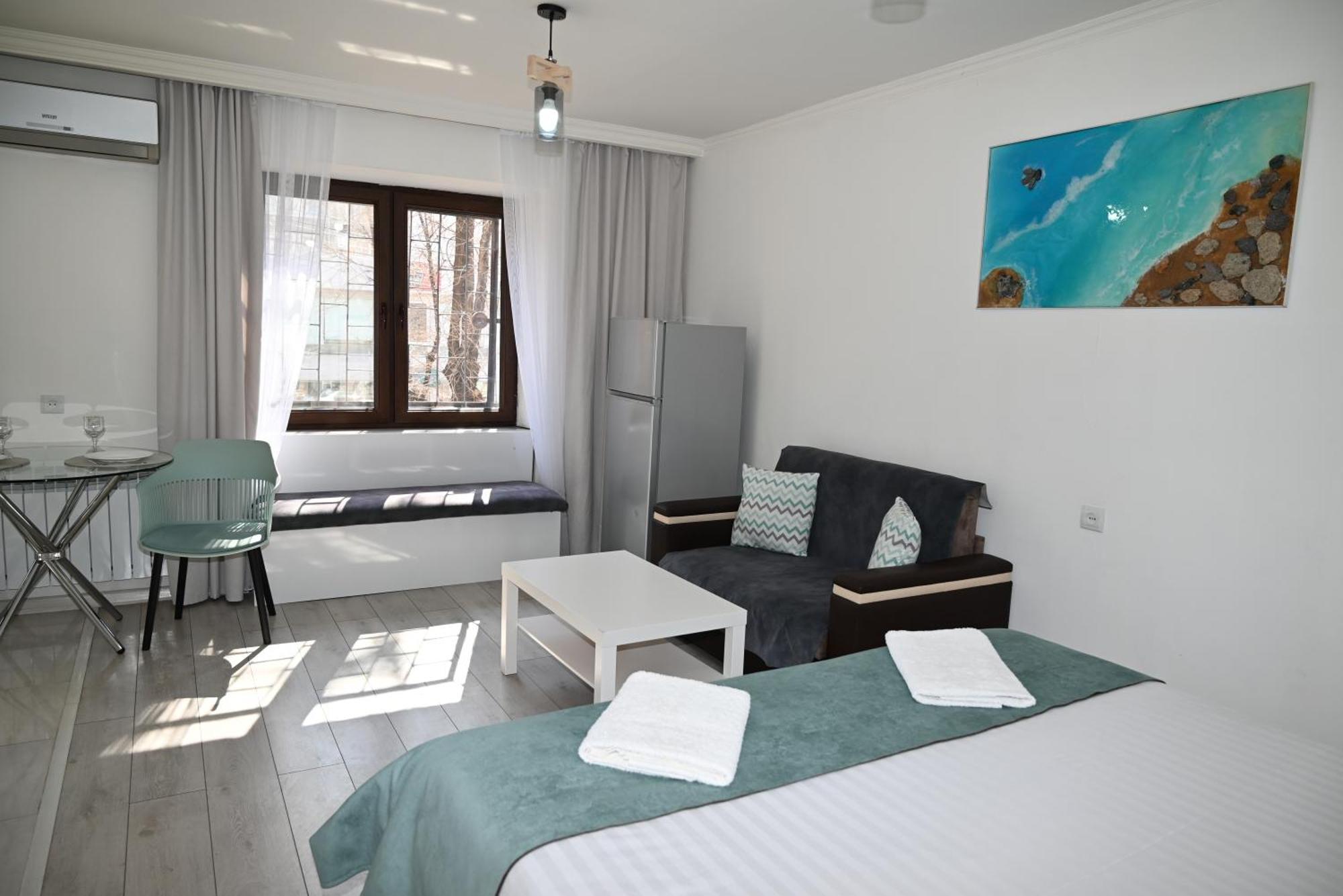 Cozy Apartment Near To The Metro H Kochar 19 耶烈万 外观 照片