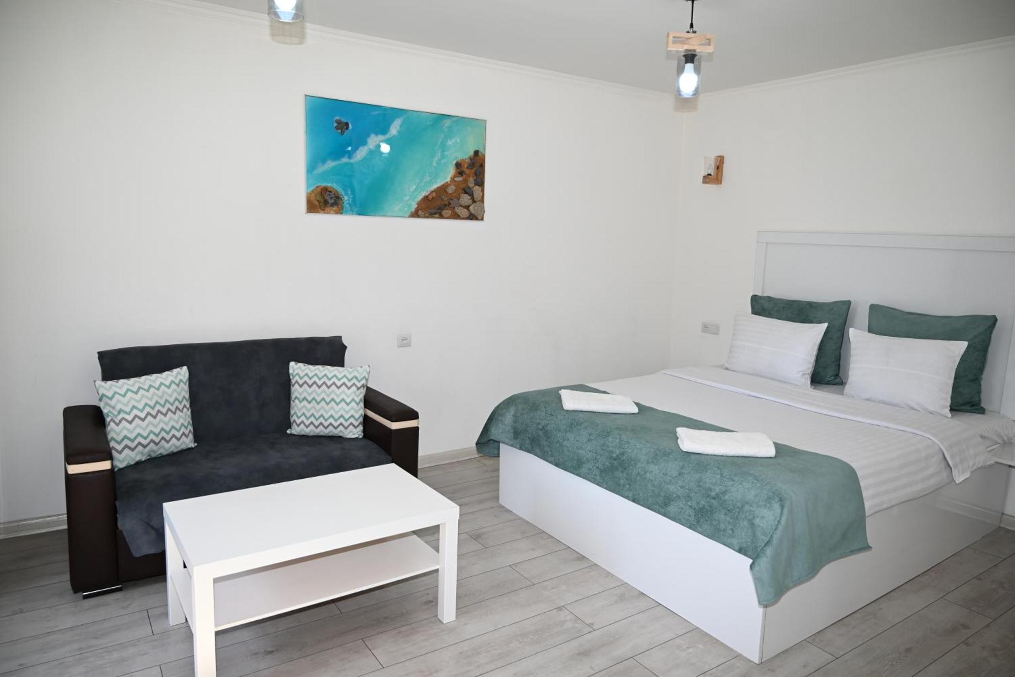 Cozy Apartment Near To The Metro H Kochar 19 耶烈万 外观 照片
