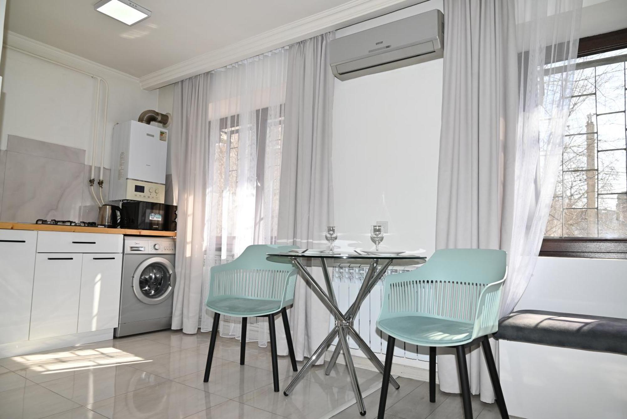 Cozy Apartment Near To The Metro H Kochar 19 耶烈万 外观 照片